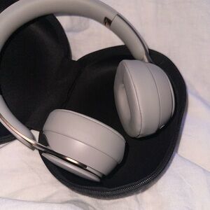 Beats A1881 Solo Pro Wireless Noise Cancelling On-Ear Headphones
